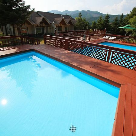 Pyeongchang Iris Pension Bagian luar foto