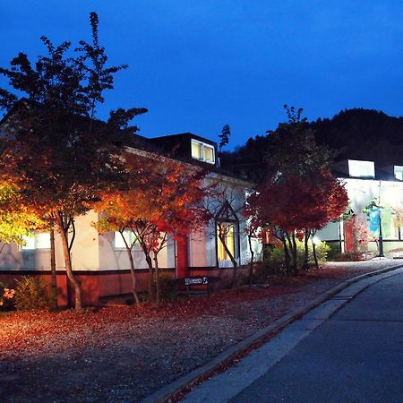 Pyeongchang Iris Pension Bagian luar foto